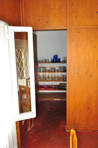 Imagen 10 de 30 de Casa Ubicada En Cantegril Con Lindo Terreno