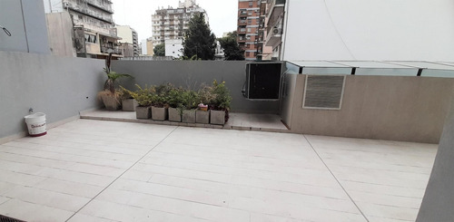 Imagen 6 de 10 de Amplia Oficina Con Cochera | Excelente Ubicación