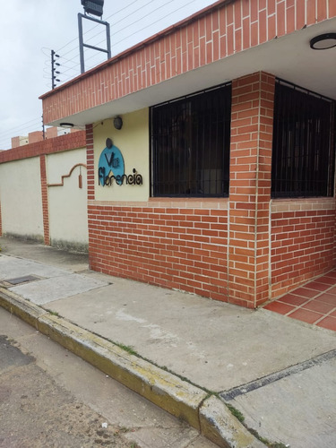 Venta De Townhouse Barato Con Pozo Y Vigilancia En Naguanagua