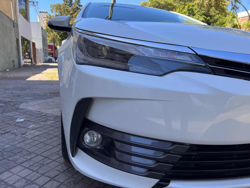 Imagen 5 de 11 de Toyota Corolla 2017 1.8 Se-g Cvt 140cv