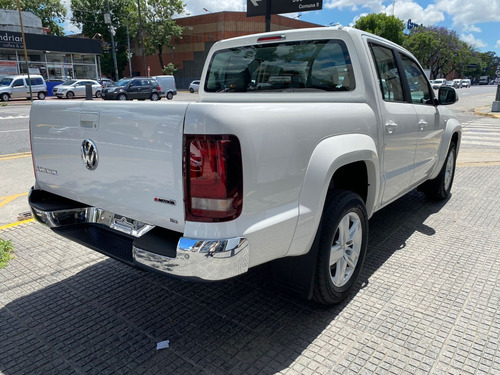 Imagen 4 de 15 de Volkswagen Amarok Highline 4x2 At 2.0 Tdi 180 Cv 2022 0km 04