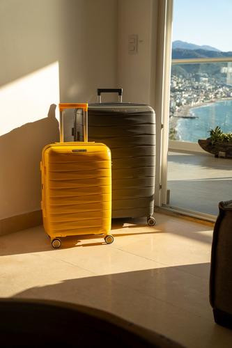 Maleta Frequent Flyer Conect 28 Pulgadas 25 Kilogramos