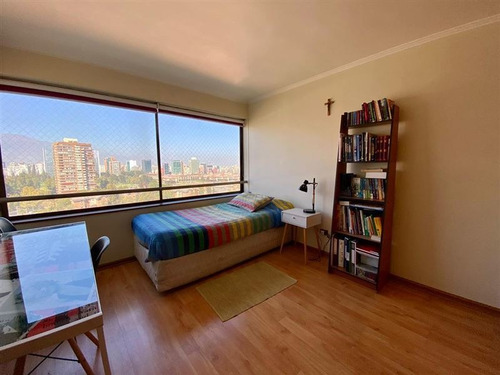 Departamento En Venta De 4 Dorm. En Las Condes