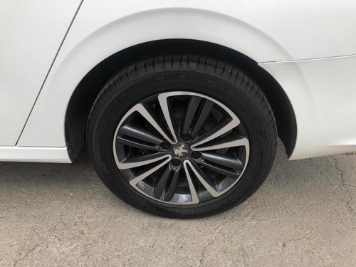 Imagen 6 de 8 de Peugeot 301 2018 1.6 Allure Hdi Diesel Mt
