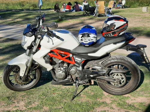 Benelli Tnt300