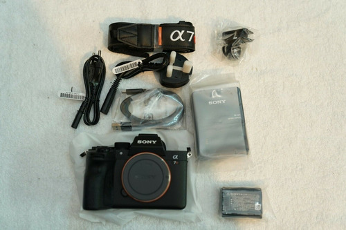 Imagen 1 de 3 de Sony Alpha A7r Iv Camera Body A7riv