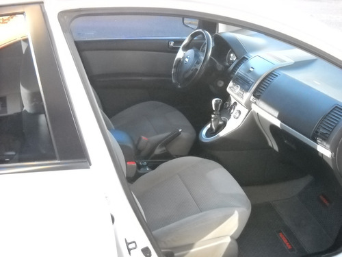 Imagen 8 de 20 de Nissan Sentra 2,0 N Acenta Mt 2011 Blanco