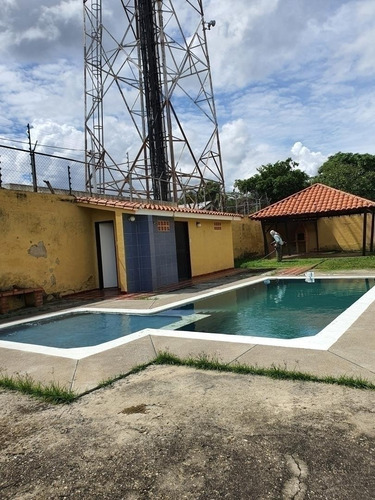 Imagen 3 de 14 de Townhouse En Venta Res Las Trianitas 175mts Alexandra Ramírez 04147041922