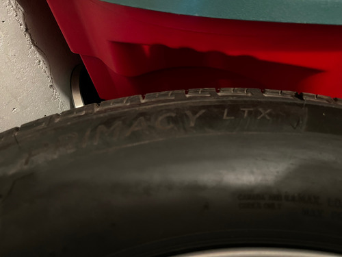 Neumáticos Michelin Ltx 275/70/17 Y Llantas Ford (Usado)