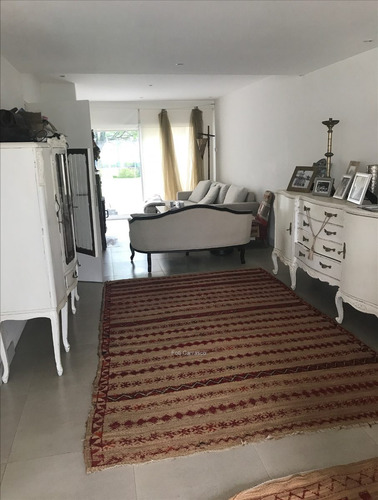 Imagen 4 de 15 de Casa En Venta 3 Dormitorios Barrio Cerrado.
