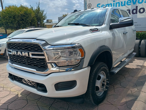 RAM 4000 5.7 6.7l Chasis Crew Cabina 4x4 At