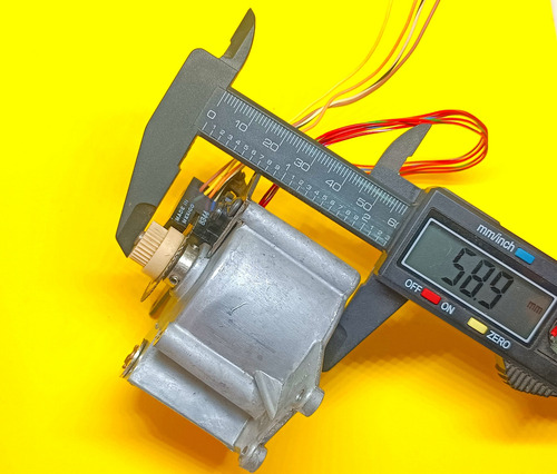 Motor A Pasos Con Encoder 48 Pil/rev, Control Electrónico 5v (Usado)