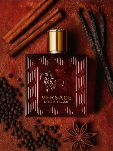 Perfume Eau de Parfum Versace Eros Flame Masculino 50ml Amadeirado