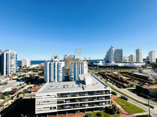 Moderno Apartamento De 3 Dormitorios En Suite, Zona Hotel Enjoy, Punta Del Este