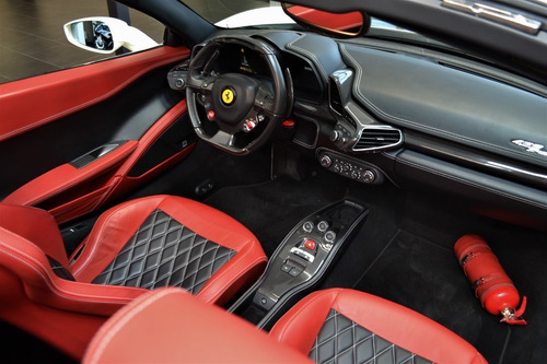 Imagen 12 de 15 de Ferrari 458 Spider 2013