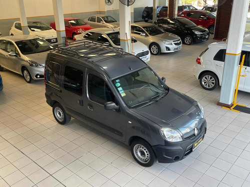 Imagen 2 de 13 de Renault Kangoo 2016 1.6 Furgon Ph3 Confort 5as Lc