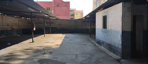 Taller En Venta Las Acacias