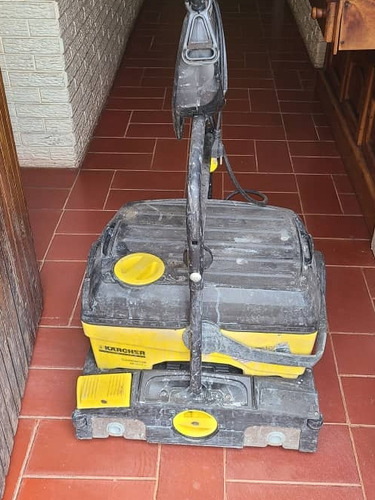 Limpiadora Y  Secadora De Pisos Marca Karcher 