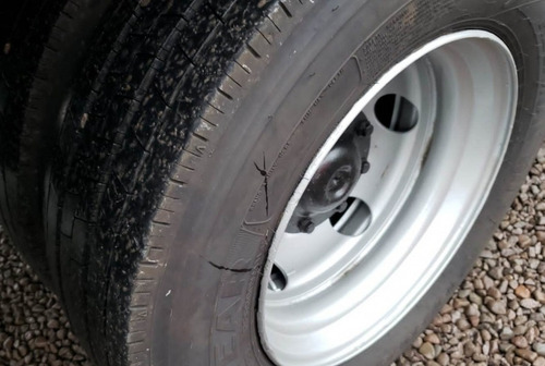 Imagem 13 de 15 de Mercedes Benz Accelo 915 - Baú 6.22m