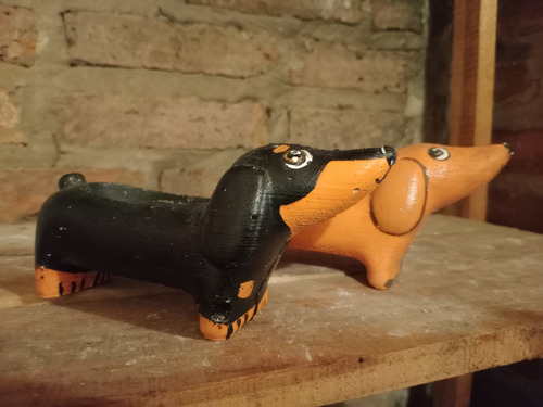 Maceta Perro Salchicha Cemento, Versión Mini. Negro Negro Y Fuego