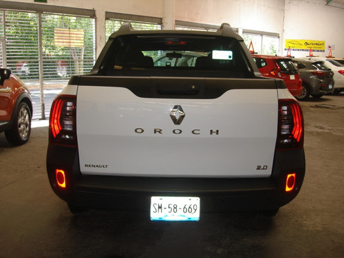 Renault Oroch Zen Pickup Garantía Agencia Llantas Michelín
