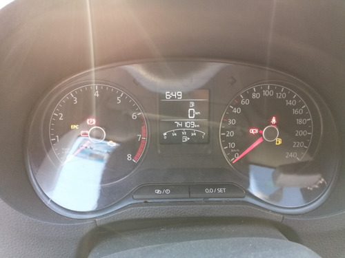 Imagen 8 de 12 de Volkswagen Vento