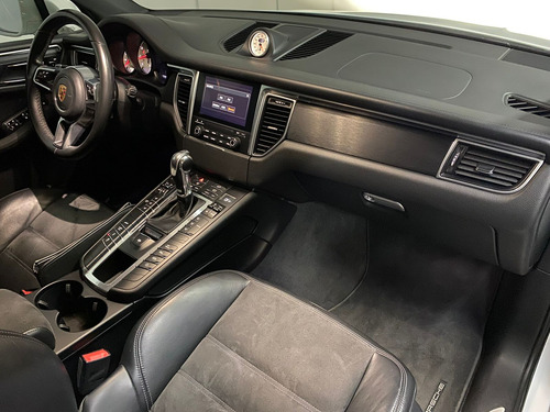 Porsche Macan 3.0 Gts At