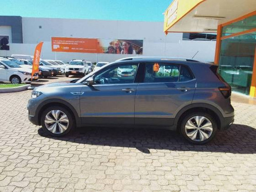 Imagem 8 de 9 de Volkswagen T-cross 1.4 250 Tsi Total Flex Highline