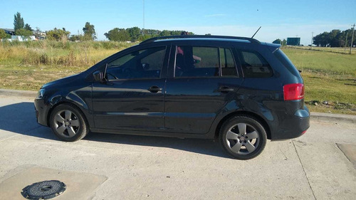 Imagen 1 de 9 de Volkswagen Suran 2014 1.6 Comfortline 101cv