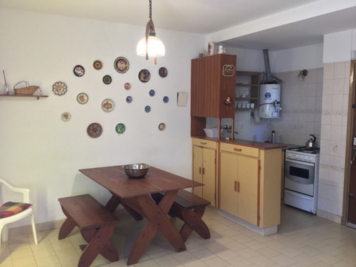 Imagen 2 de 17 de Duplex 200m Del Mar. Parque 300m. 2 Dormitorios. 2 Baños. Parrilla. Alarma. Amueblado. Espacio Auto. Dueño Directo.