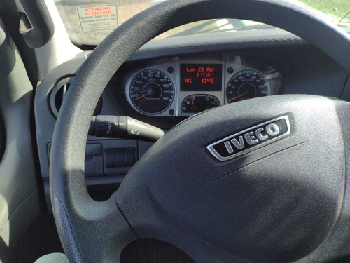 Imagen 10 de 12 de Iveco Daily 2020 3.0 Furgon 55c16 H2 155cv 12.3m3 3300