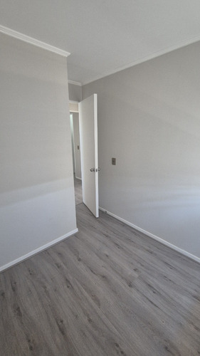 Arriendo Hermosa Casa En Condomino Buin