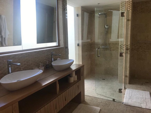 Imagen 11 de 14 de Villa En Venta En Cap Cana, Punta Cana Acceso Directo Al Mar