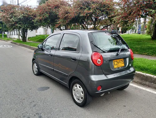 Chevrolet Spark 1.0 Go