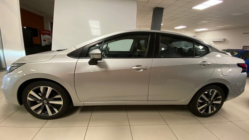 Imagen 3 de 12 de Nissan New Versa Ph2 Exclusive Cvt