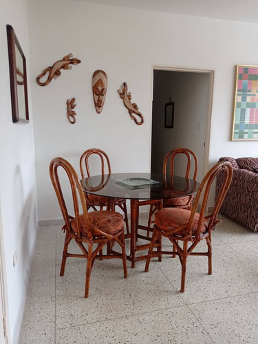 Imagen 4 de 11 de Confortable Apartamento En Alquiler