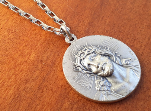 Medalla Mírame Faz De Cristo Zamak Relieve + Cadena Acero 