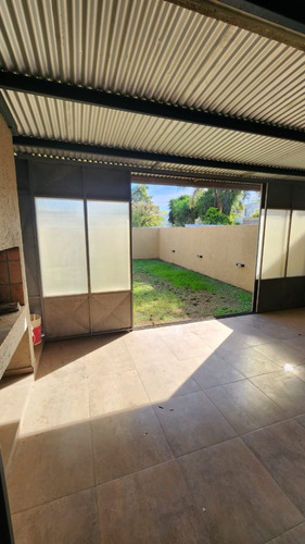 Imagen 12 de 15 de Duplex C/ Patio Asador Y Cochera- Las Cañitas - Zona Sur