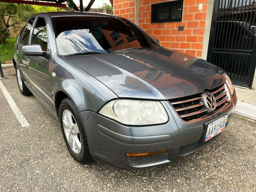 Imagen 2 de 10 de Volkswagen Bora 2.0 2008 Automático