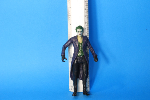 The Joker Dc Multiverse Figura 3.75 (Usado)