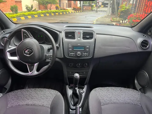 Renault Logan 2021