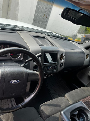 Ford Lobo 4.6 Stx Cabina Regular 4x2 At