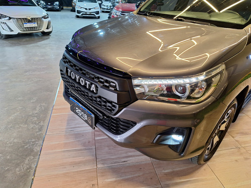 Toyota Hilux Pick-up 2.8 Cd Srx 177cv 4x4 At