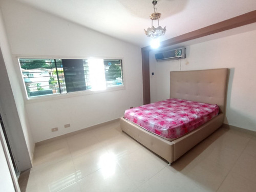 Imagen 12 de 14 de En Venta Townhouse En Urb. El Bosque, Res. Trapiche - Valencia