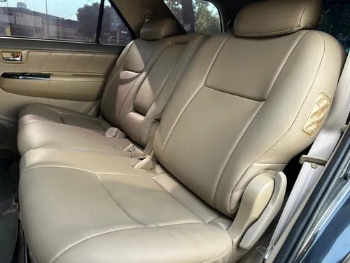 Toyota Fortuner Sr