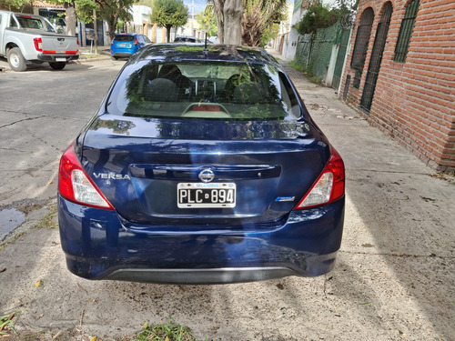 Nissan Versa 1.6 Advance At