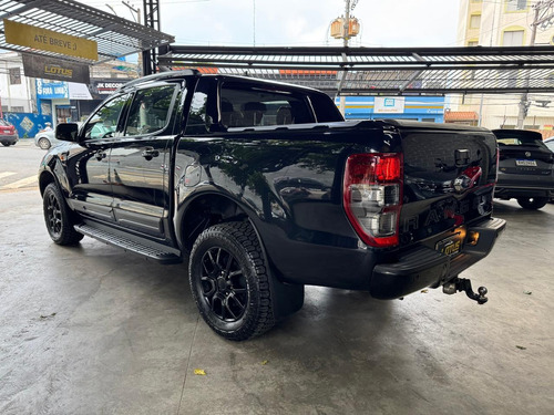 Ford Ranger 2.2 BLACK 4X2 CD 16V DIESEL 4P AUTOMÁTICO