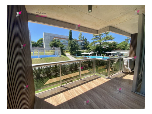 Imagen 2 de 15 de Venta De Apartamento De 1 Dormitorio En Complejo Mansa Inn Ii Punta Del Este