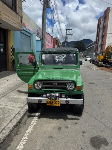 Daihatsu F20 1.6 F20 4X4