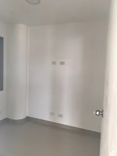Se Arrrienda Apartamento A 3 Cuadras Del Parque De Rionegro (antioquia)